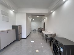 恩施恩施市小渡船航空路 金三角广场 靠近爱民 两室两厅出租 楼梯5楼出租房源真实图片