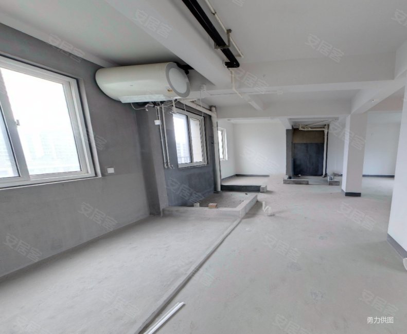 格兰晴天127平四开间朝南268万,全新白坯有钥匙