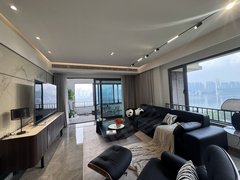 重庆南岸弹子石南滨路 弹子石 前排看江大平层 中央空调地暖浴缸 拎包入住出租房源真实图片