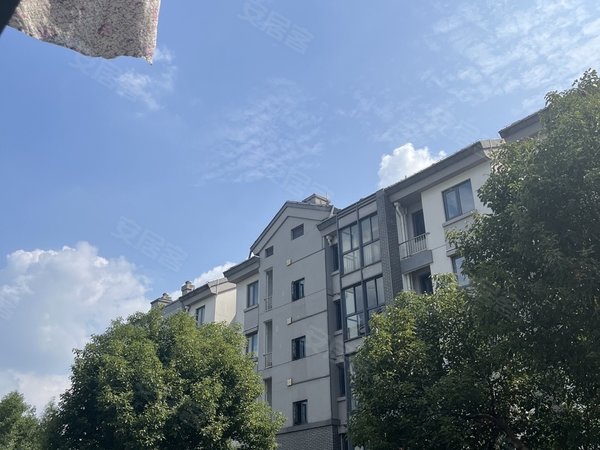 苏州高新区横塘石湖山水居工艺美院旁石湖山水居 精装修两房出租房源