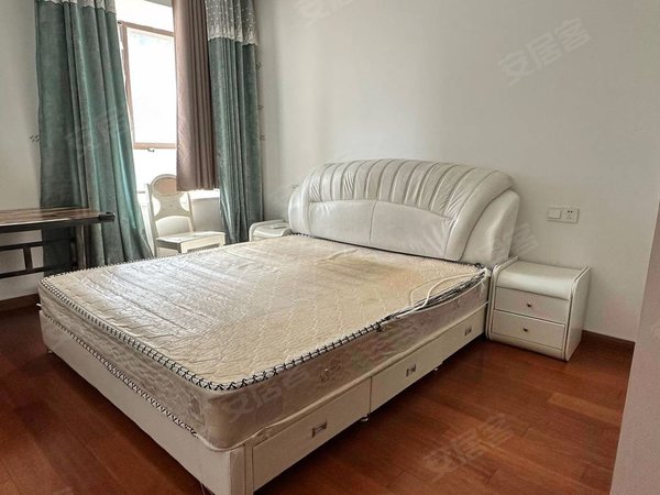 海宁长安镇农发区侨福逸品福邸自住装修的，需要联系出租房源真实图片