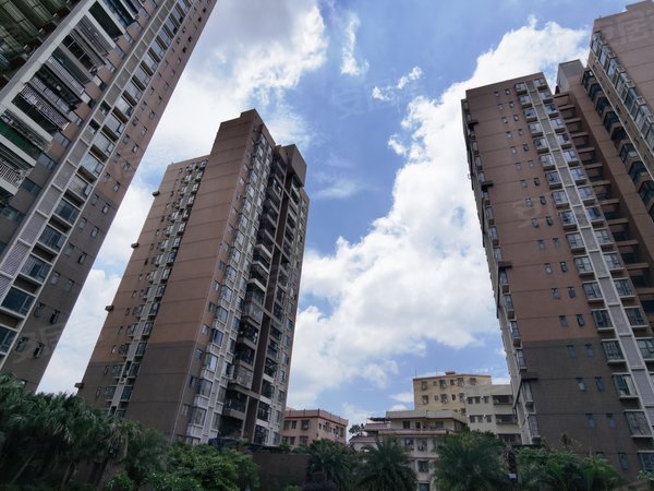 佛山禅城张槎联诚智博丽海花园智博丽海住宅电梯中层南向3室停车方便