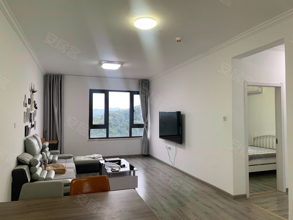 杭州临安临安城区中骏柏景湾(公寓住宅)东站附近,中骏骏澜湾,带车位包