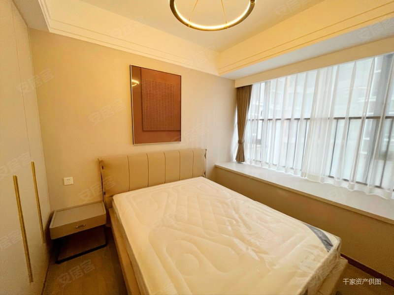 金牛降至102w白鸽岛尚精装套三带电梯