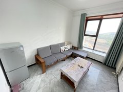 济南市中中海国际社区中海精装公寓，客卧分离干净整洁，拎包入住靠环宇城贵和出租房源真实图片