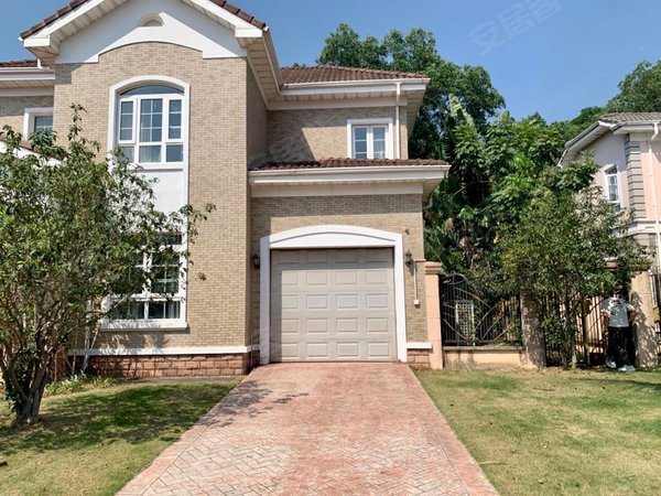 东莞厚街横岗水库海逸豪庭(别墅)海逸倚湖名居 纯独栋别墅500平大花园