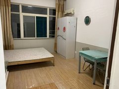 邹平邹平城区山南香槟广场公寓，一室有暖气，民水民电，750月，可短租出租房源真实图片