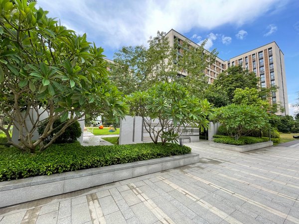 【多图】绿地空港国际中心,镜湖大道租房,(一楼带花园)绿地空港国际