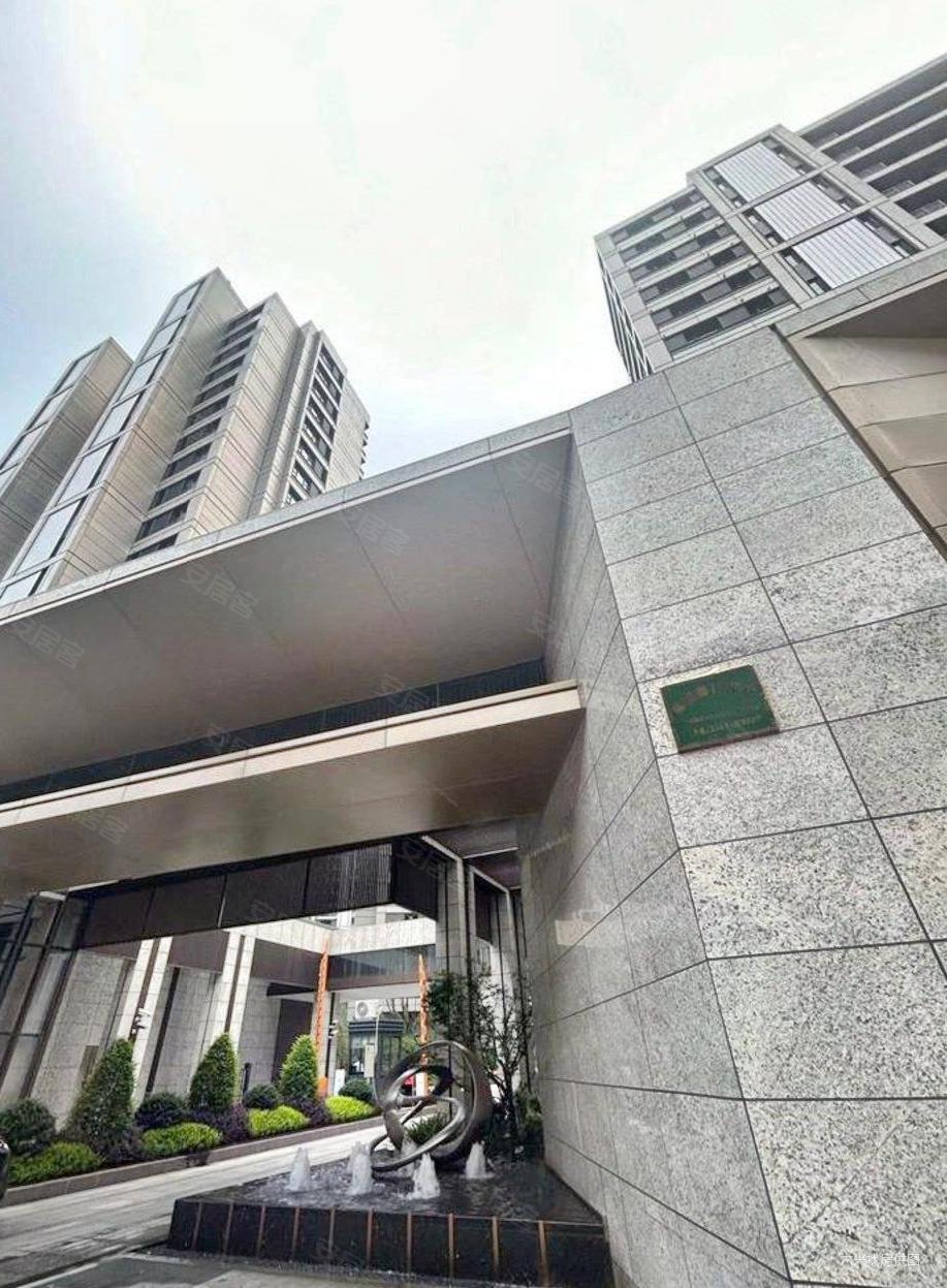 上海房产网>上海二手房>杨浦二手房>新华医院二手房>保利天汇>