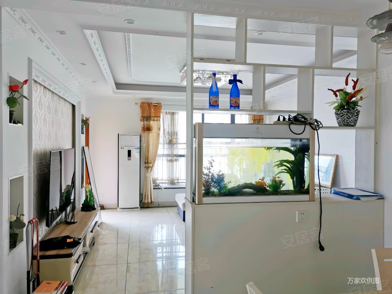 师大现代花园精装套三双卫   朝中庭