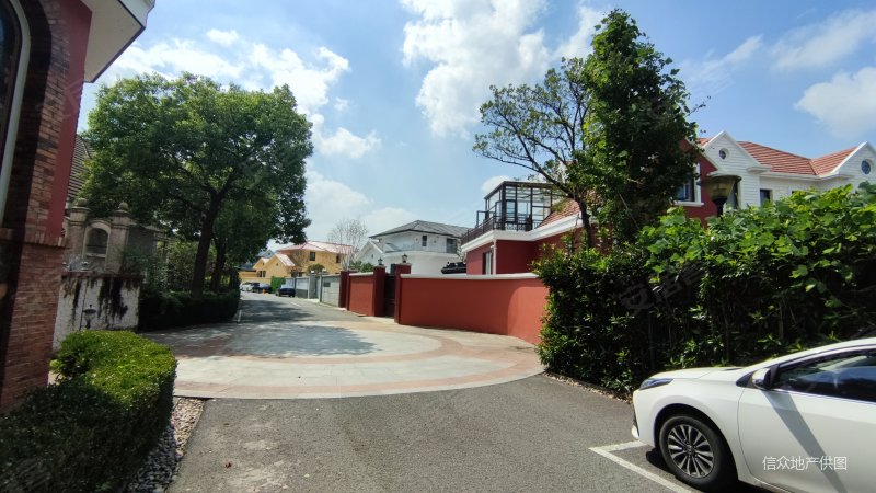 金澄明珠别墅6室3厅6卫619㎡南1890万