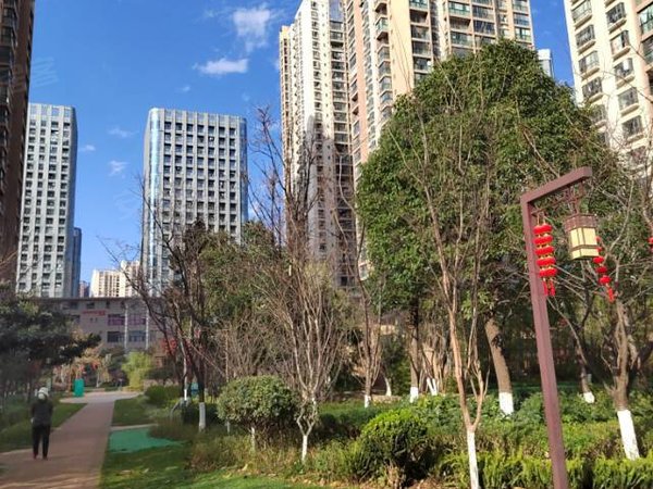 昆明西山大商汇润城2区空房出租 西山区大商汇(近万达)润城二期精装