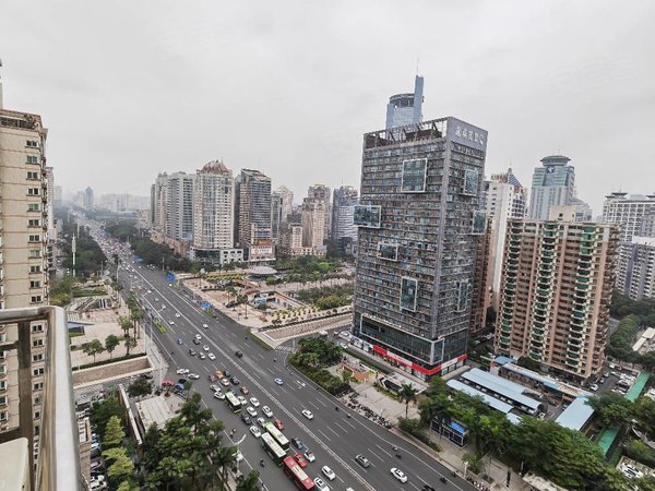 南宁青秀五象广场汇东国际金湖广场地铁口 22楼无,敌视野 空房有空调