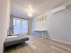 上海闵行马桥直播   旭丽花园 阳光充足 6室2厅3卫 家电齐全出租房源真实图片