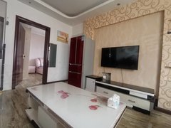 海西德令哈德令哈汽车站玲珑湾标准的室一厅   拎包入住   随时看房出租房源真实图片