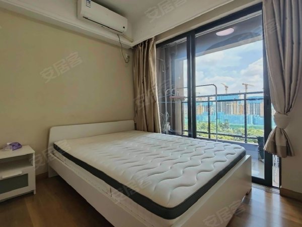 深圳龙岗横岗荣德雨馨公寓横岗正地铁 荣德公寓~生活便捷~家私齐全