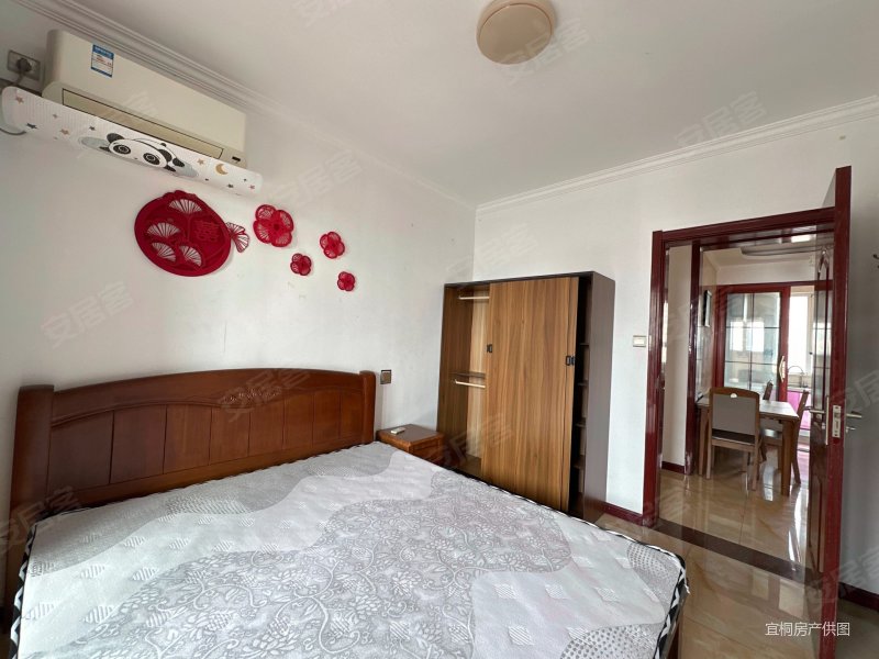 华林国际公馆3室2厅1卫109.82㎡南北67万