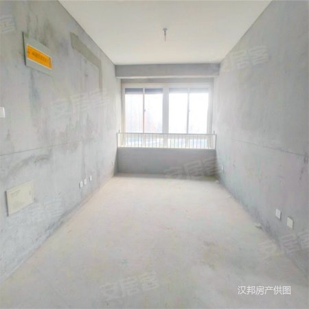 冠城三期 单价九千多 满两年 近地铁口 北小分校 纯东边户