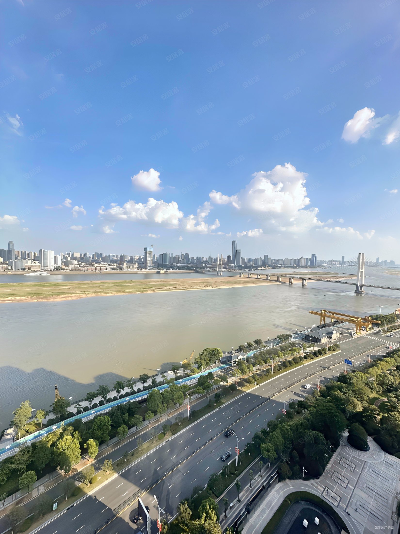 750万230平江景大平层只有这一套南昌十大豪宅九颂山河