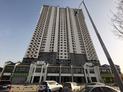 房屋品质苏堤杭城小区已经是现房,即买即住,小区采用徽派建筑风格