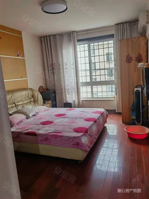 怡景名苑飞机户精装修3室2厅2卫送储藏室拎包入住