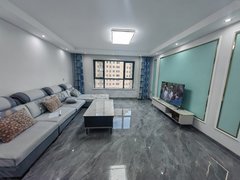 喀什喀什市喀什城区百合苑三期5楼精装3室2卫 年租2.9万 有钥匙出租房源真实图片