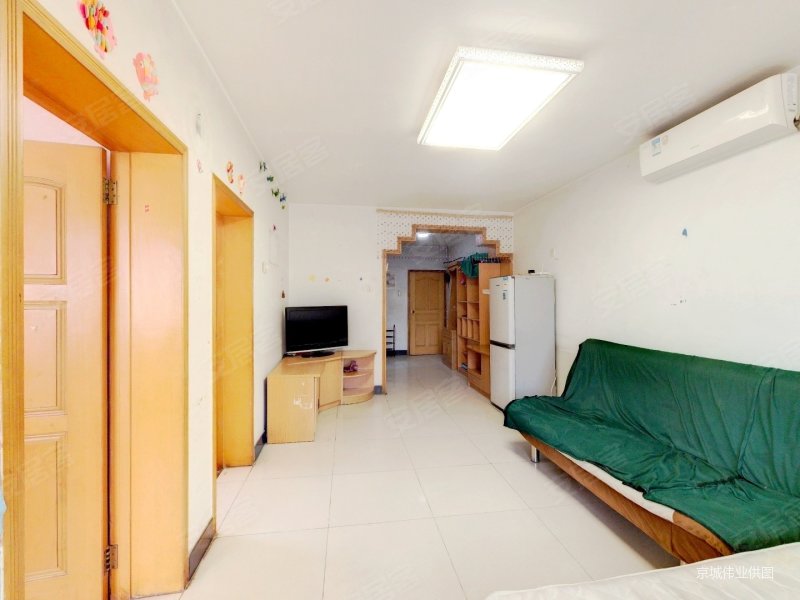 晓月苑二里 正规两居室 满五年低楼层急售随时看房