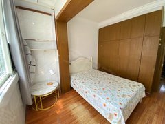 上海浦东世博成山路一房一厅，随时可以拎包入住，出租房源真实图片