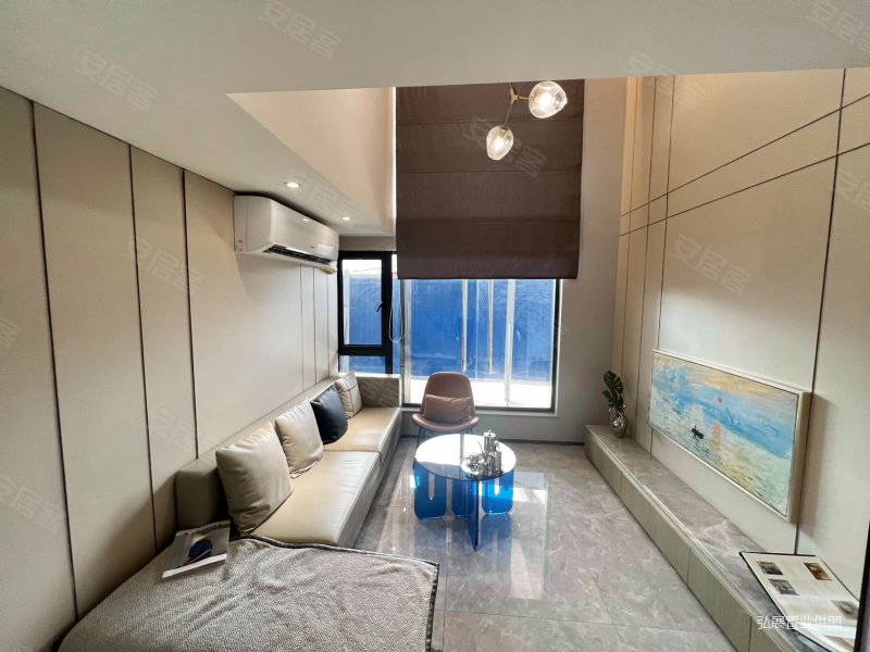 佛山电视塔旁 复式大3房 全屋精装修未入住 自住办公皆宜,绿地璀璨