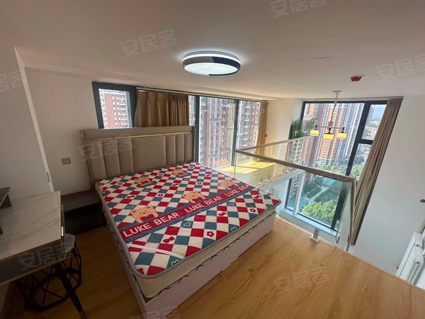 石家庄桥西火车站翡翠公馆新上实拍可月付短租翡翠公馆一室loft 尚峰