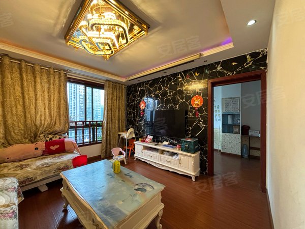 江北区 东海岸 精装修三房 2400元月可以养宠物,江北租房-重庆58安居