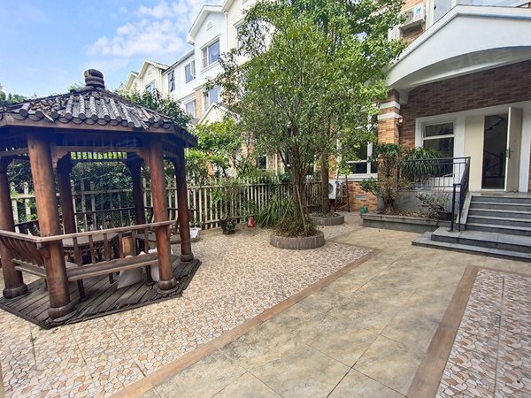 简阳成都花园清水河畔 联排别墅带大花园 可直播 办公 接待 工作室