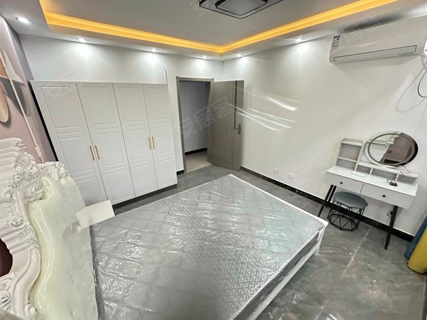 昆山陆家陆家镇香花苑近启佳汉阳日本工业园,香花苑精装主卧带飘窗独