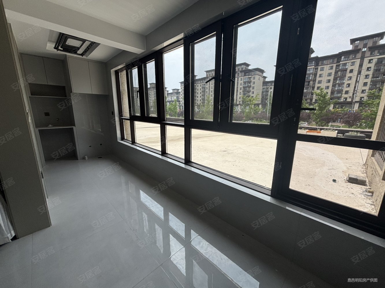 鹿邑建业城七期3室2厅2卫128㎡南北76万