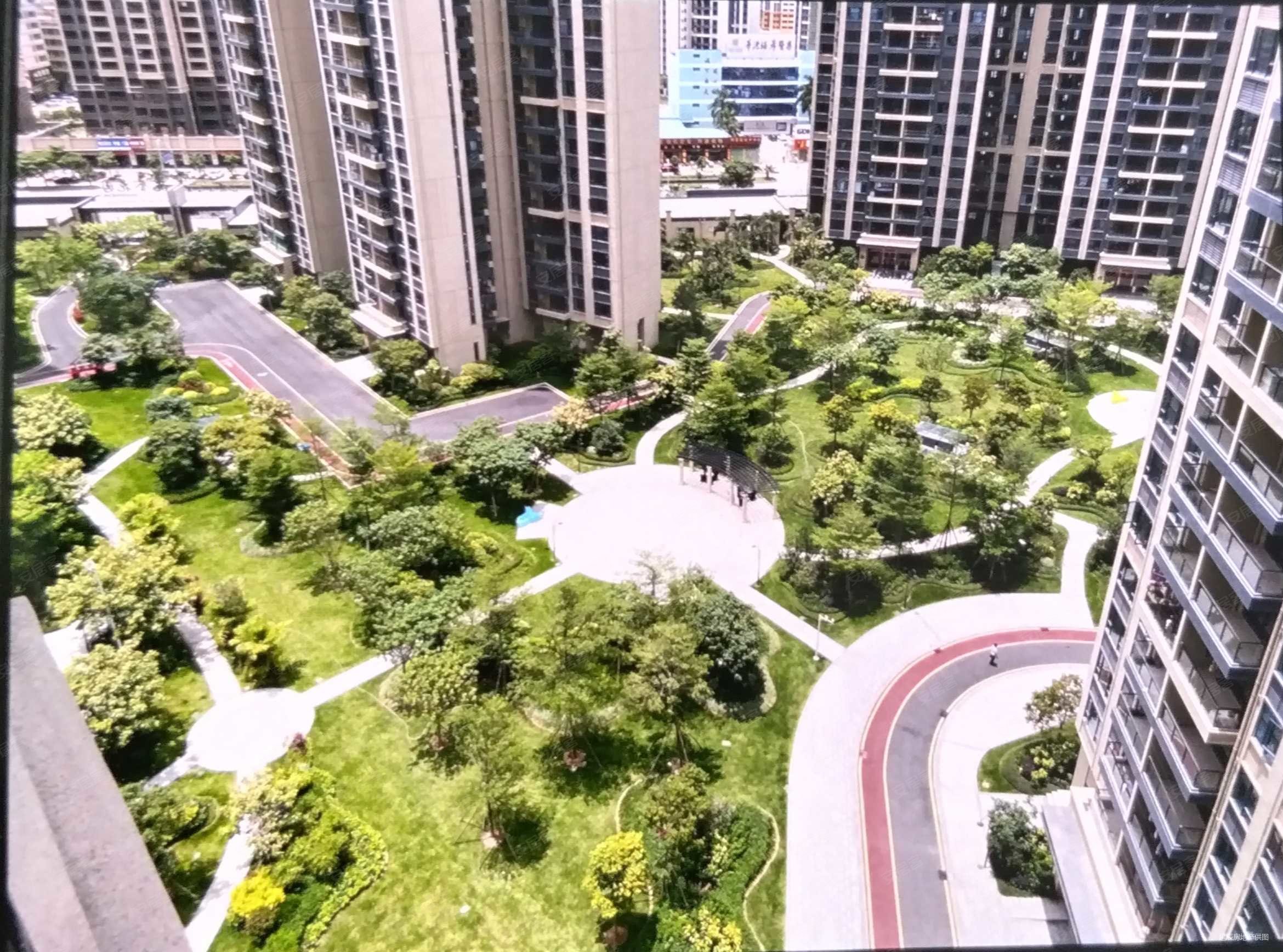 碧桂园珑誉花园水口大道16号4室2厅2卫12884平方米