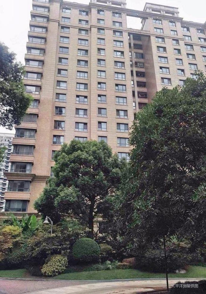 华府樟园3室2厅2卫106.04㎡南北1125万