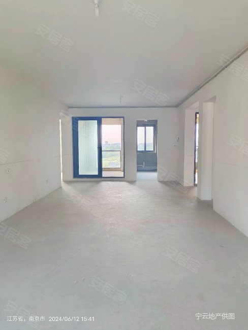 方山旁高端住宅 电梯洋房 密度低 房龄新 看山看水 视野好,五矿九玺台