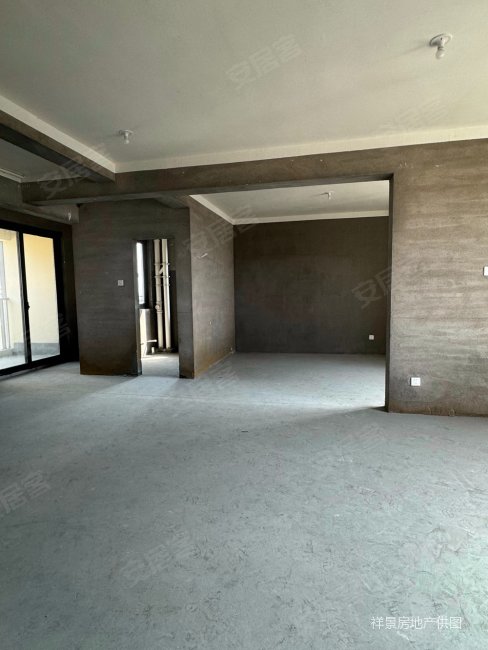 万成赞园大4房诚售,真诚不欺骗,4开间朝南户型,好楼层好位置,万城赞园