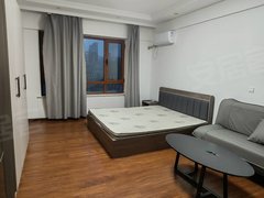 鞍山海城永安路月租房 三江源精装房 可月租 包物业取暖 电梯楼出租房源真实图片