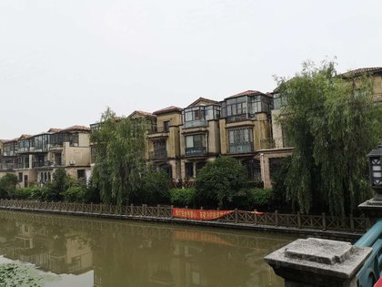 布鲁斯小镇(一期别墅)