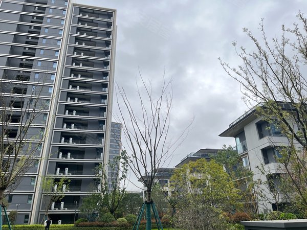 杭州西湖转塘仁恒祥生珊瑚世纪雅园珊瑚世纪 整租大四房 精装带地暖