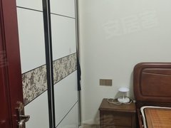 泸州江阳滨河广场佳兴茗苑安置房小区 3室1厅2卫出租房源真实图片