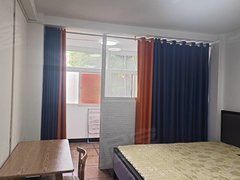 红河蒙自人民医院御龙苑小区单身公寓房1室1卫1厨配冰箱洗衣机衣柜智能门锁出租房源真实图片