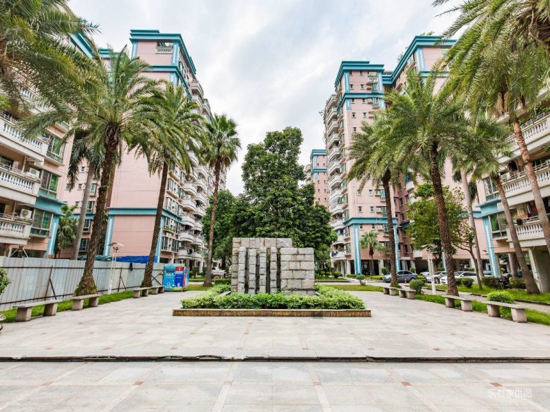 东怡新区东雅园3室2厅2卫94㎡南195万