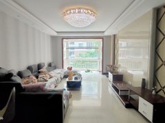 北京路边 财富中心对面新装3房2卫带家具2楼拎包入住2500