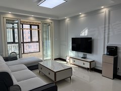 枣庄滕州龙泉采光棒!万达附近奥体花园,精装两室两厅,拎包入住,生活方便。出租房源真实图片
