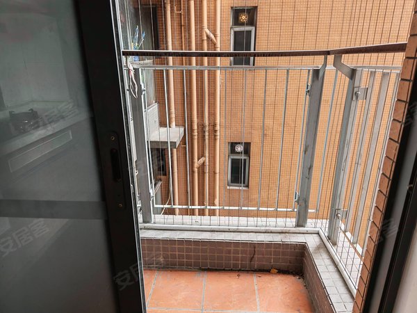 广州花都铁路西万科天景花园广州北站万科天景花园 汽车城地铁口3室