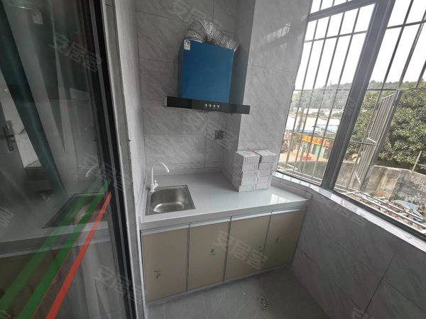 深圳龙岗宝龙南景南约新村南约地铁站,智慧家园,亚辉龙,采光好大阳台