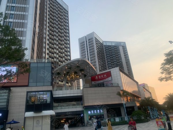 深圳宝安福永会展湾东城广场福永会展东城精装2居室 湖景洋房 民用