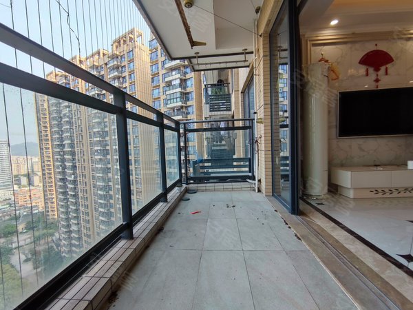 深圳布吉下水径尚水天成尚水天成 5号线下水径地铁口 高赠送 视野好